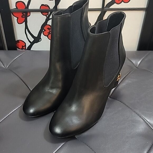 KURT GEIGER LONDON Raquel Chain Detail Block Heel Ankle Boots - Picture 6 of 15